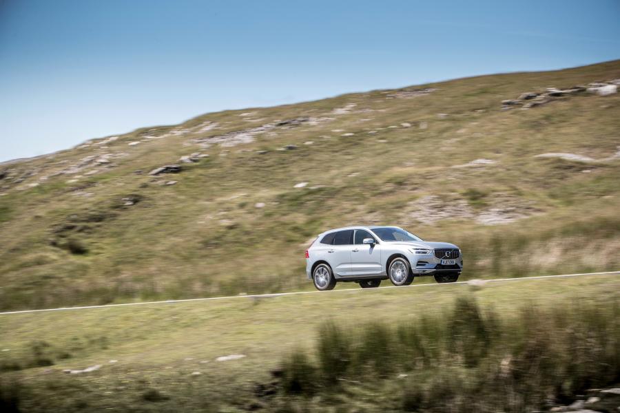  Volvo XC60 D4 Inscription 2017 года  (UK) (фото 57 из 172)